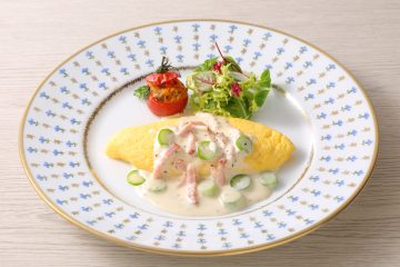 【体験入学レポート】W体験入学　オムレツ＆パイナップルのミルフィーユのサムネイル画像